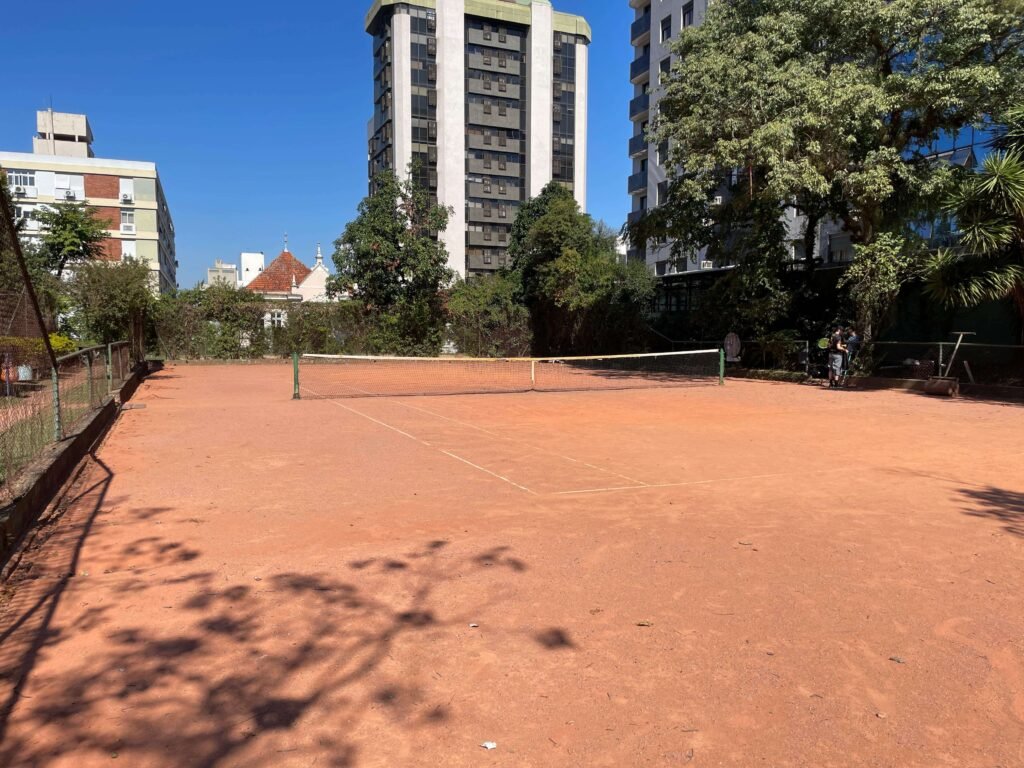 Quadra Um Parque Tenístico Jose Montaury