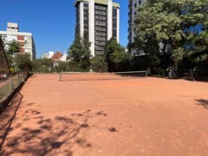 Home Quadra Um Parque Tenístico Jose Montaury